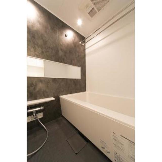 バス・シャワールーム　※写真は同タイプ住戸です。