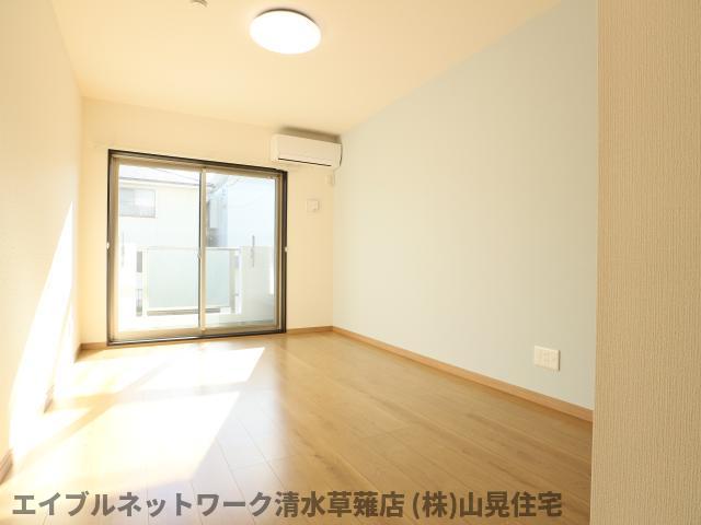 居室・リビング　ゆったりとした居間です