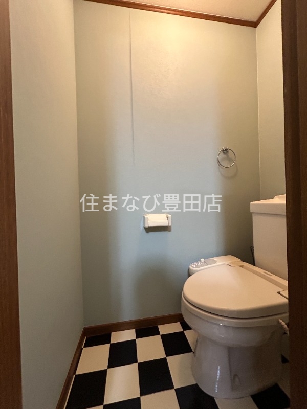 トイレ　同型タイプ