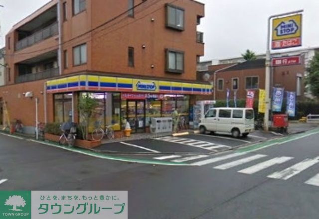 コンビニ　ミニストップ成城通店（コンビニ）まで520m