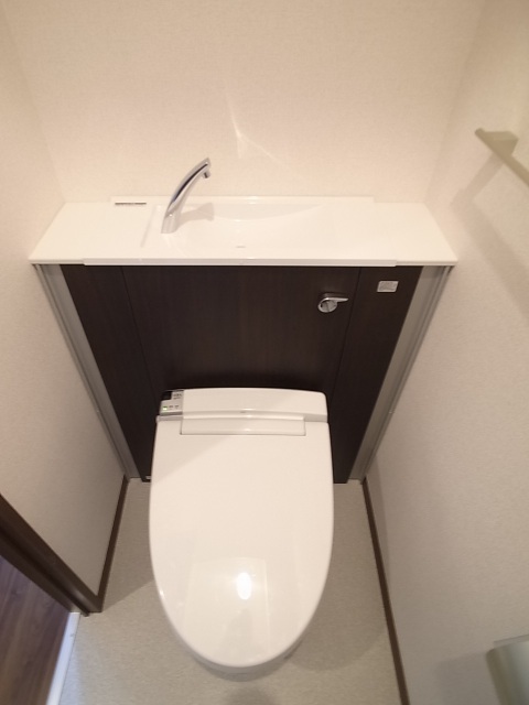 トイレ　トイレ