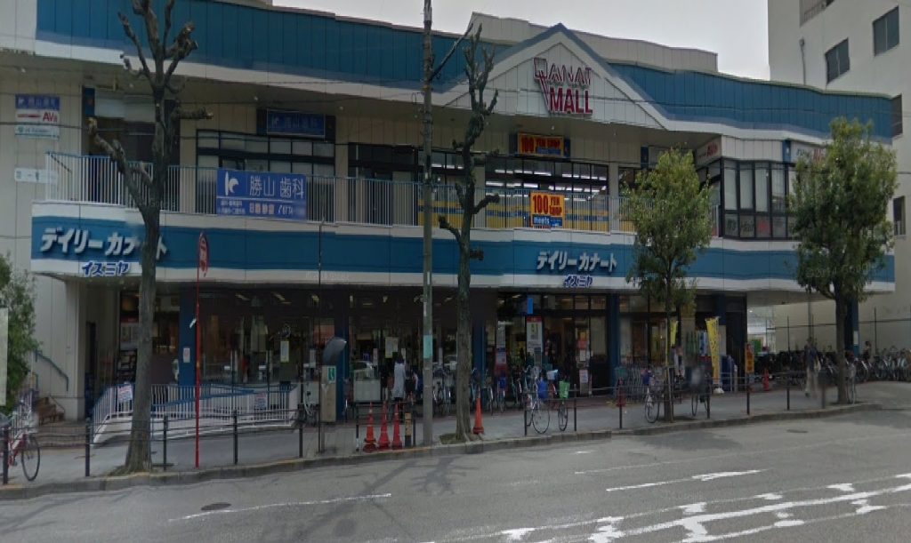 スーパー　ファミリーマート×イズミヤ寺田町東店（スーパー）まで596m