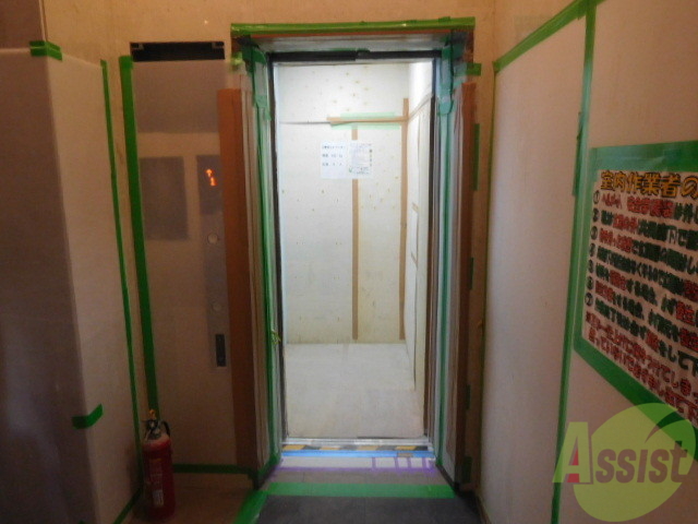 その他共有部分　みんなのエレベーターです。に持ち運びも楽々です。