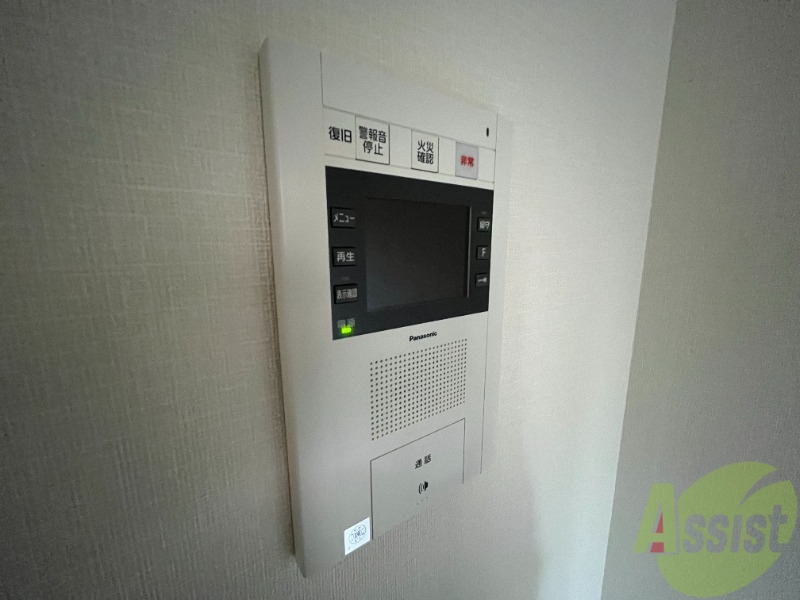 セキュリティ　安心のオートロックにモニター付ですよ。