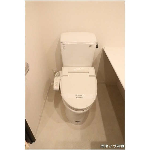 トイレ　参考写真