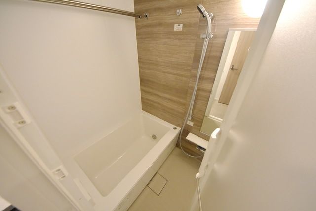 バス・シャワールーム　反転タイプです。