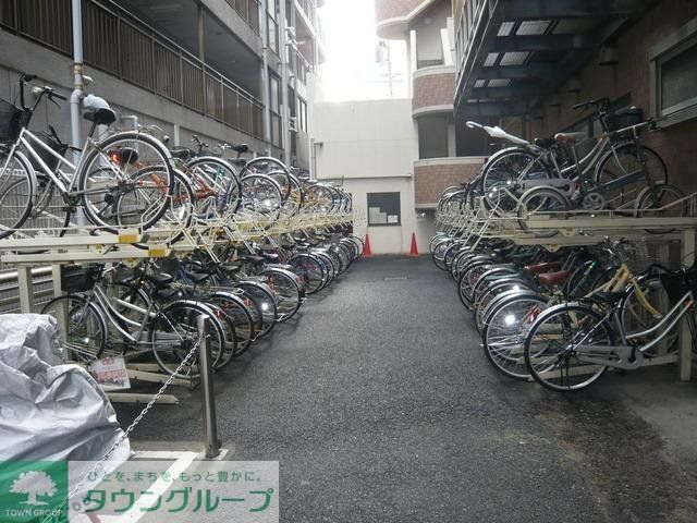 その他共有部分　駐輪場。無料です