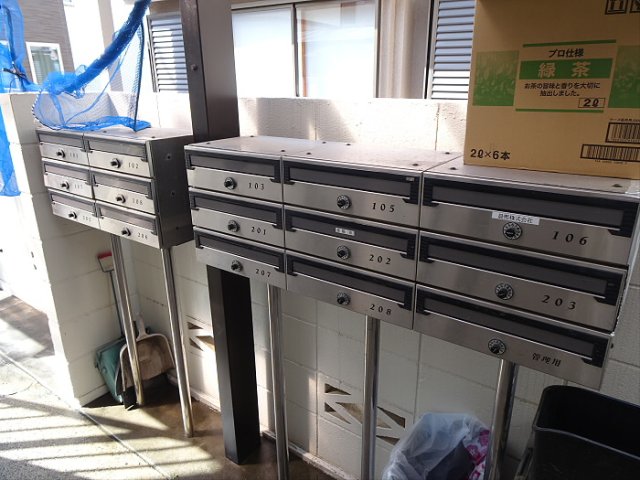 エントランス　建物の内部です