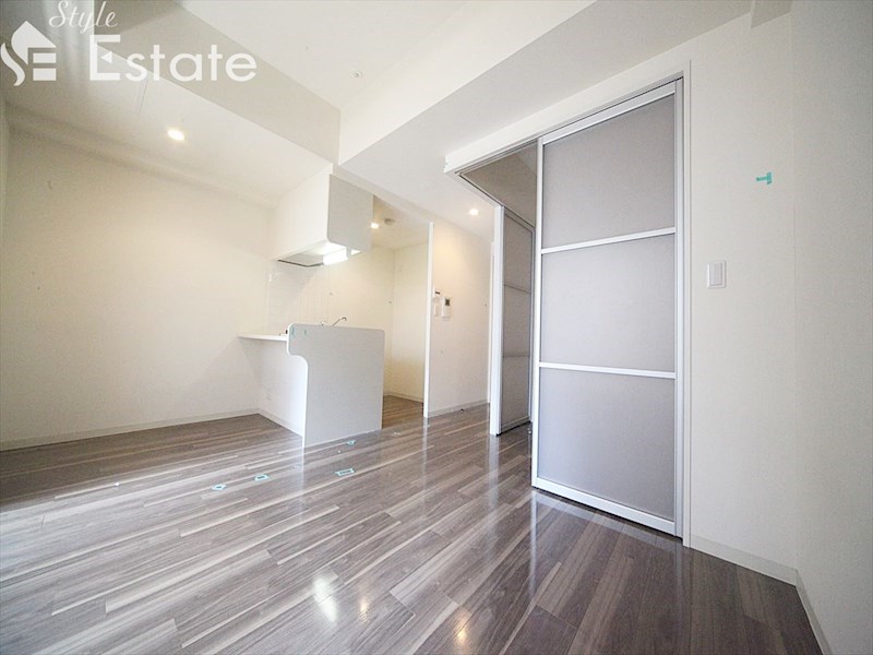 居室・リビング　内装