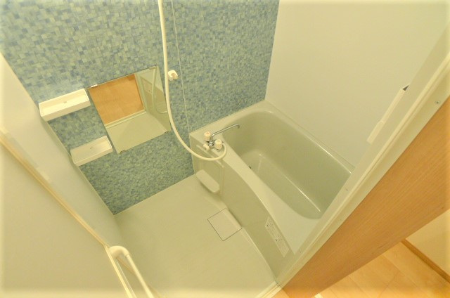 バス・シャワールーム　※同物件他号室の参考写真です