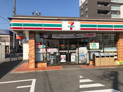 コンビニ　セブンイレブン 名古屋若葉通2丁目店（コンビニ）まで214m