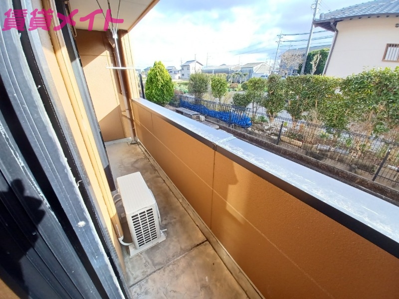 バルコニー　同物件別室画像