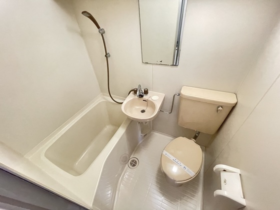 洗面設備　※別部屋の写真です