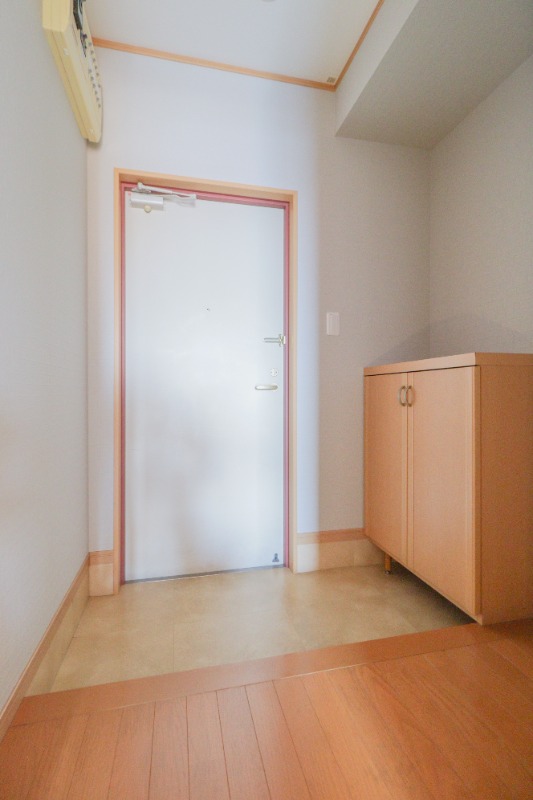 玄関　図面と現状に相違がある場合には現状を優先