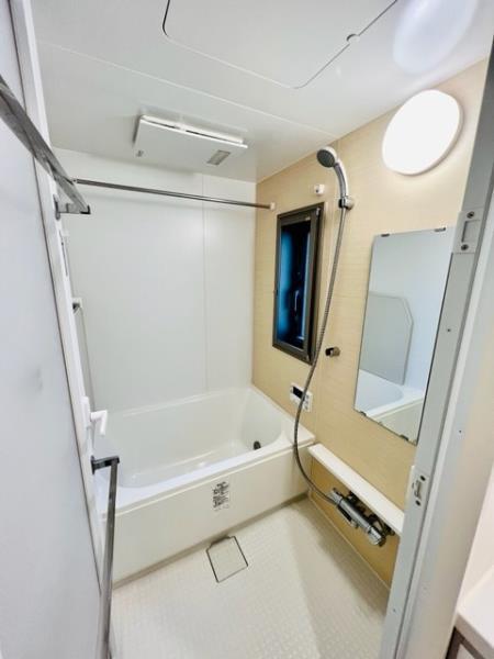 バス・シャワールーム　ゆったり過ごせるお風呂です