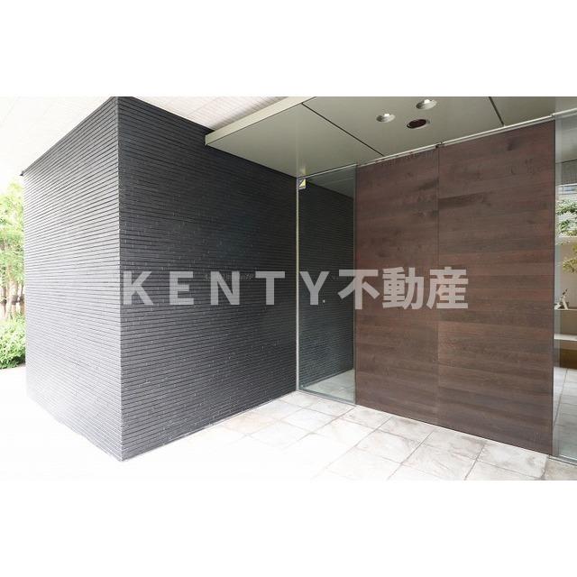 エントランス　清潔なエントランスです