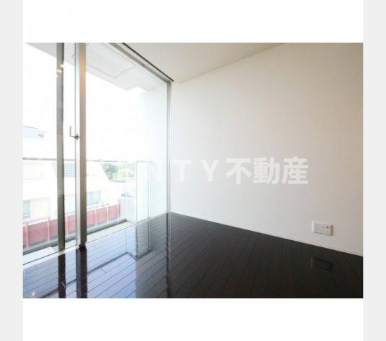 居室・リビング　居間です