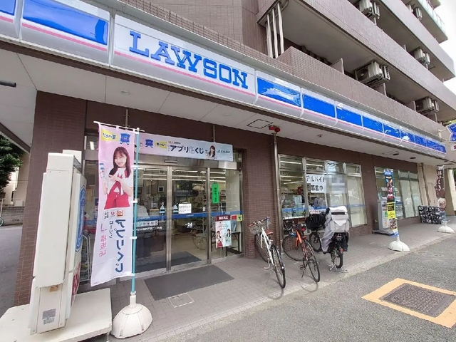 コンビニ　ローソン杉並高井戸東二丁目店（コンビニ）まで632m