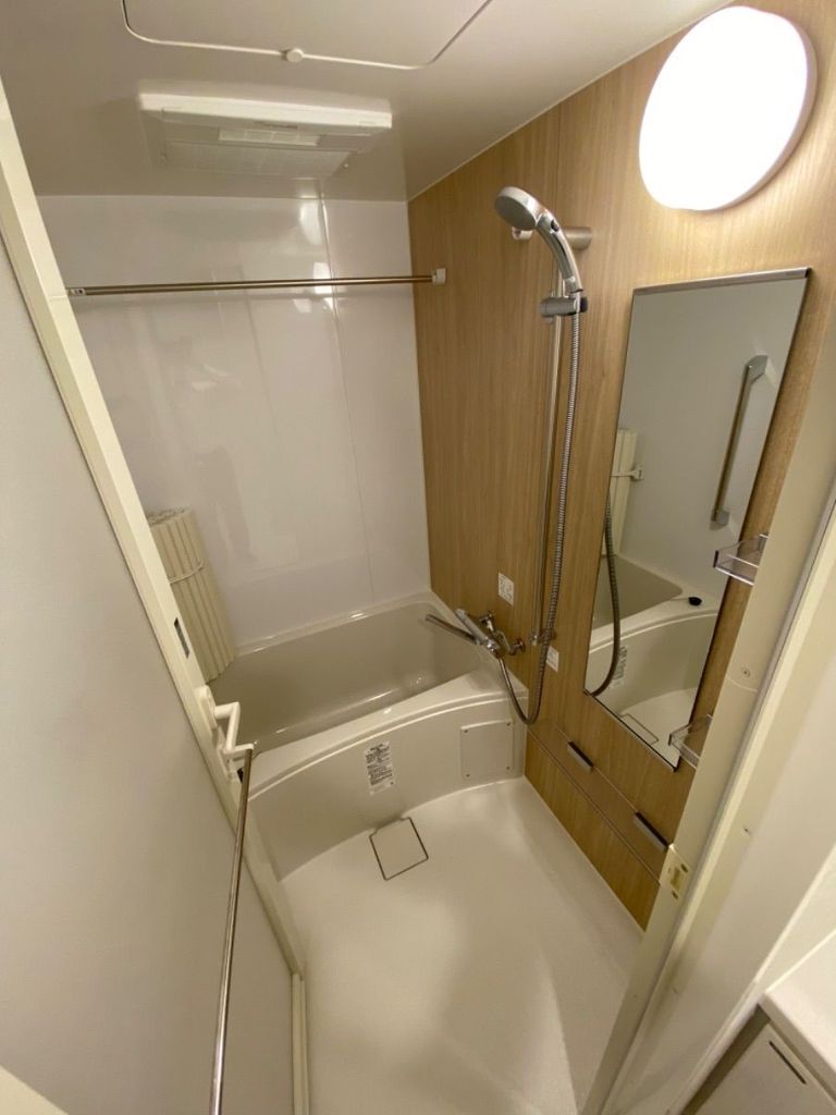 バス・シャワールーム