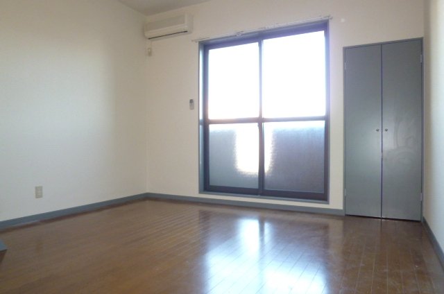 居室・リビング　ゆったりとしたリビングです