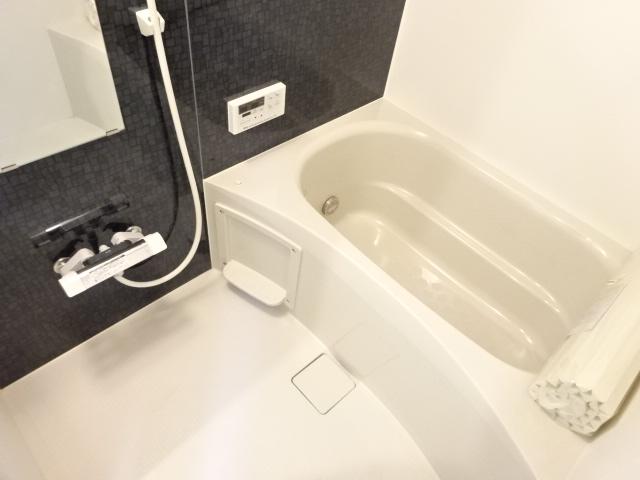 バス・シャワールーム　UB1216