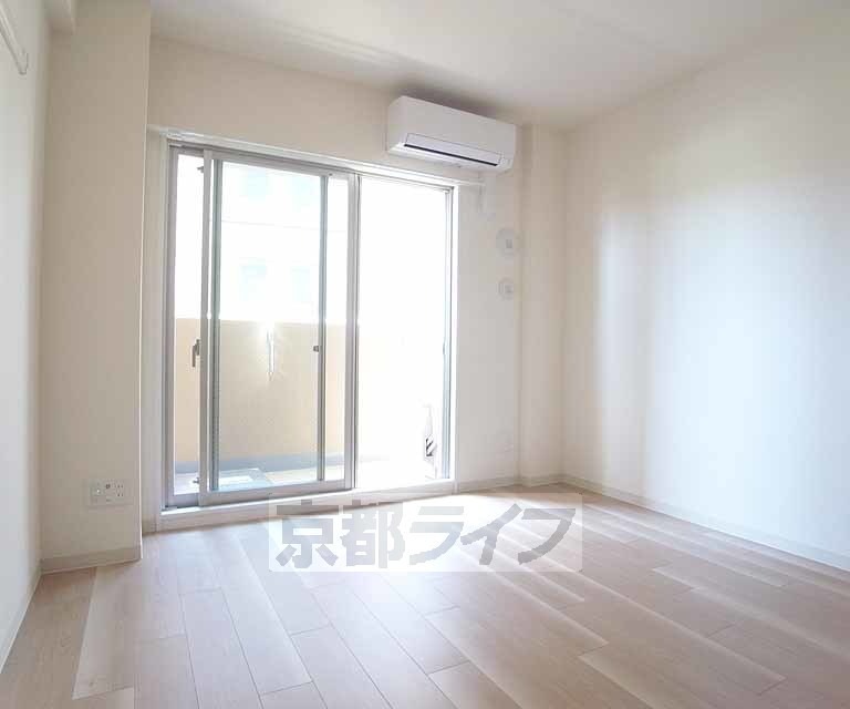 居室・リビング　明るいお部屋です。