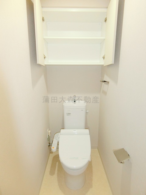 トイレ　温水暖房便座付きのトイレ