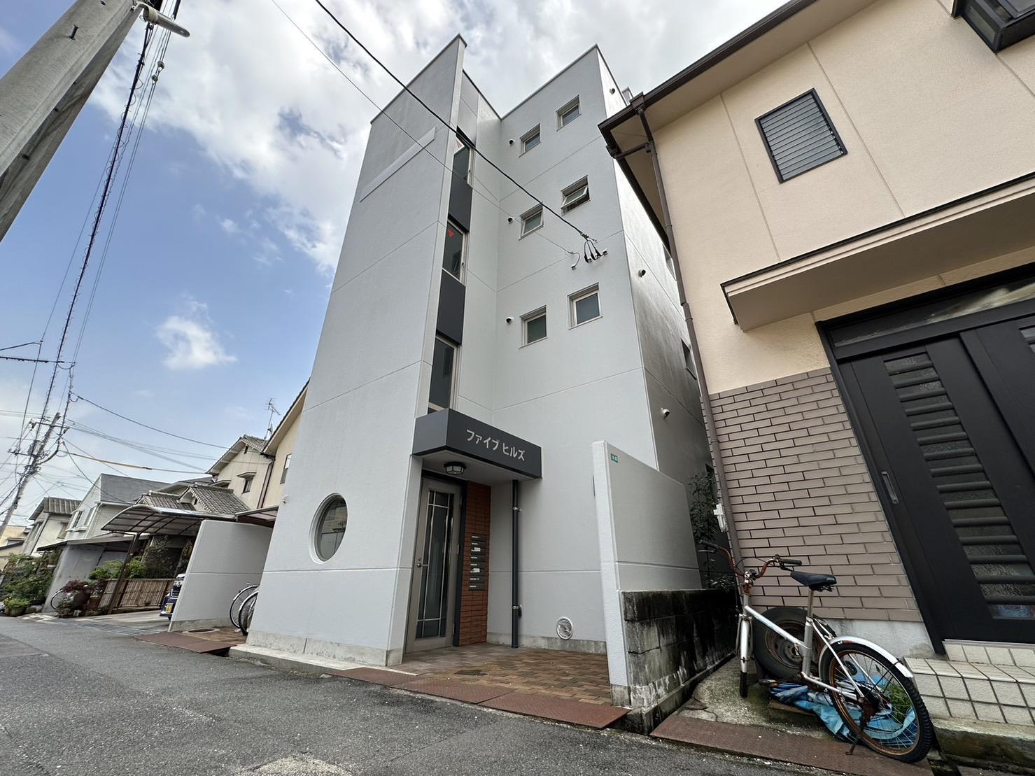 建物外観　2004年築　ファイブヒルズ