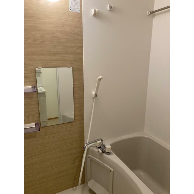 バス・シャワールーム　※リフォーム中。別部屋の写真を使用