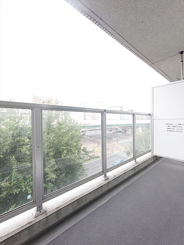 バルコニー　バルコニー