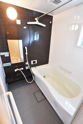 バス・シャワールーム　同物件、類似間取りのイメージ写真です