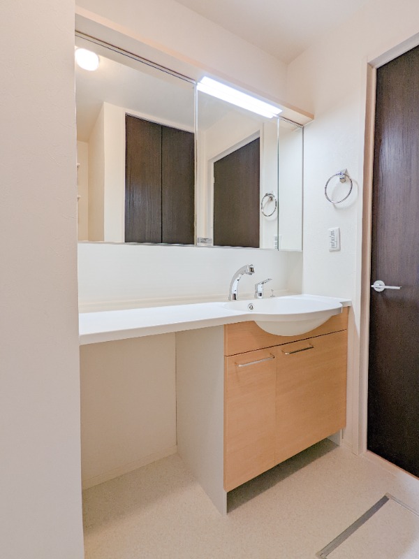 洗面設備　図面と現状に相違がある場合には現状を優先