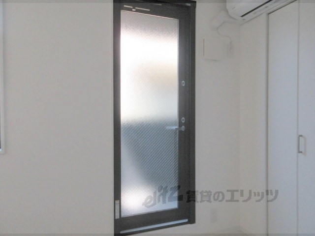 バルコニー　出入口