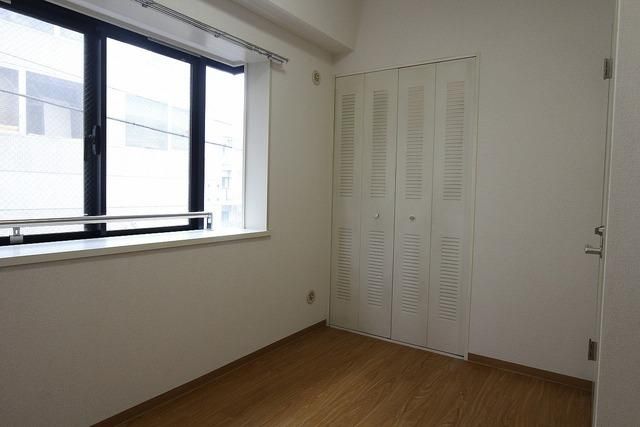 その他部屋・スペース　★4.5帖の洋室には出窓付き★