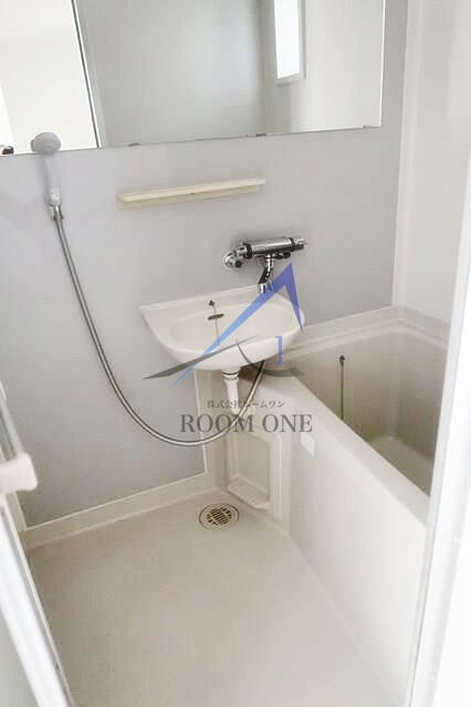 バス・シャワールーム　お風呂です。