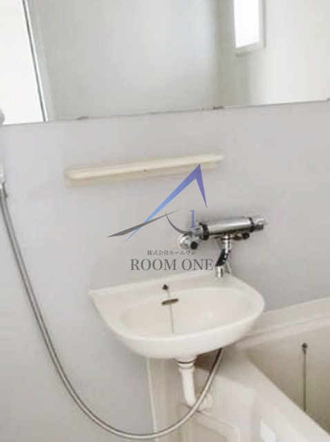 洗面設備　洗面台です。
