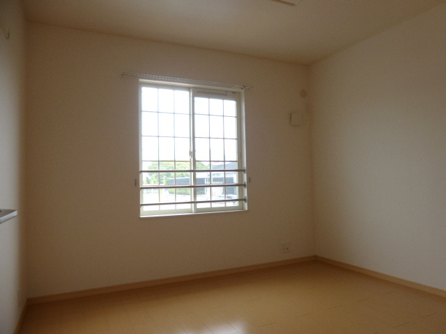 居室・リビング　洋室　広々ゆったりとした空間です！！