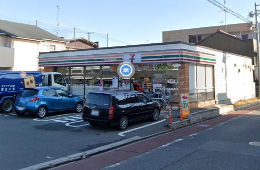 コンビニ　セブンイレブン名古屋松葉町1丁目店（コンビニ）まで210m