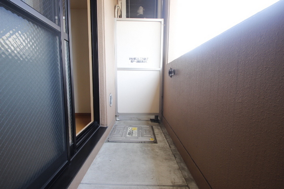 バルコニー　※別部屋の写真です