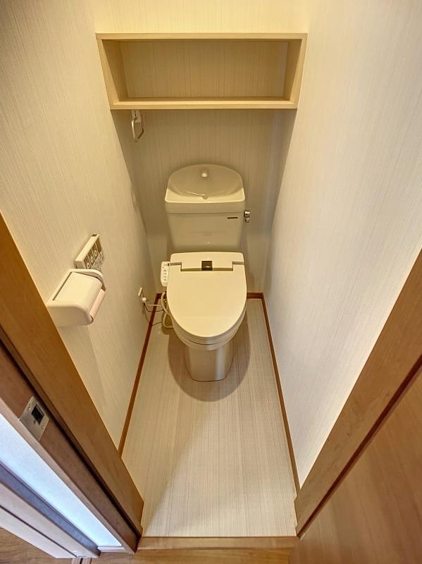 トイレ　トイレ