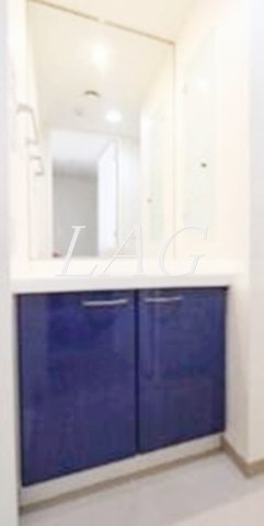 洗面設備　独立洗面台です。