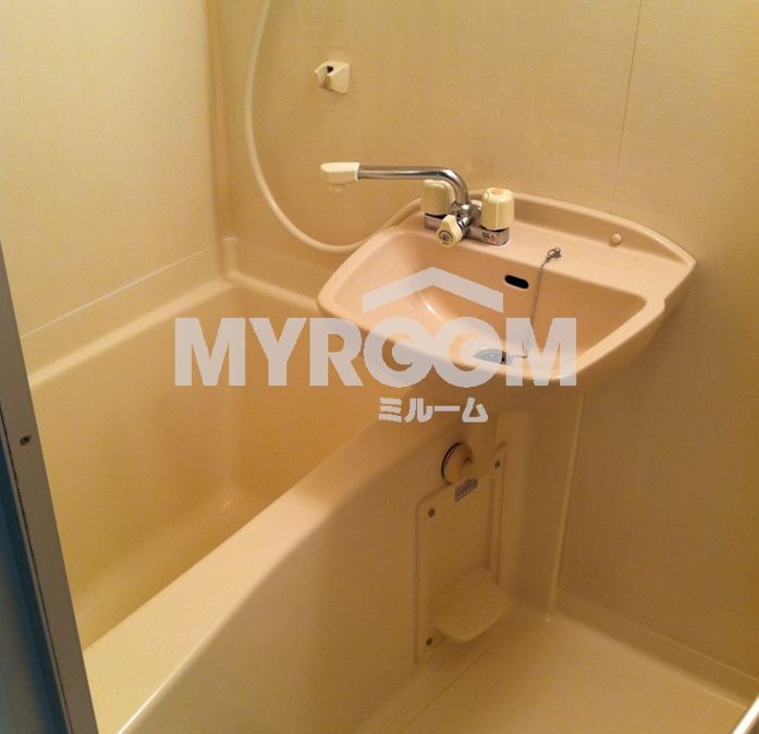 バス・シャワールーム　バス