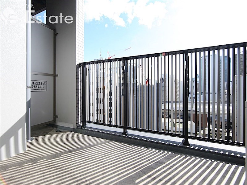 バルコニー　バルコニー