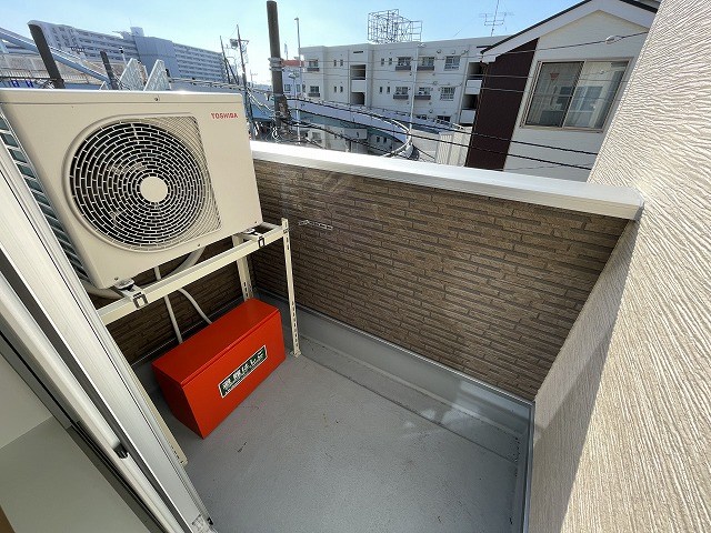 バルコニー　現況優先