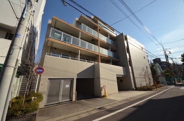 建物外観　鉄筋コンクリート造です