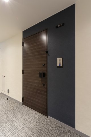 玄関　※写真は同タイプ住戸です。