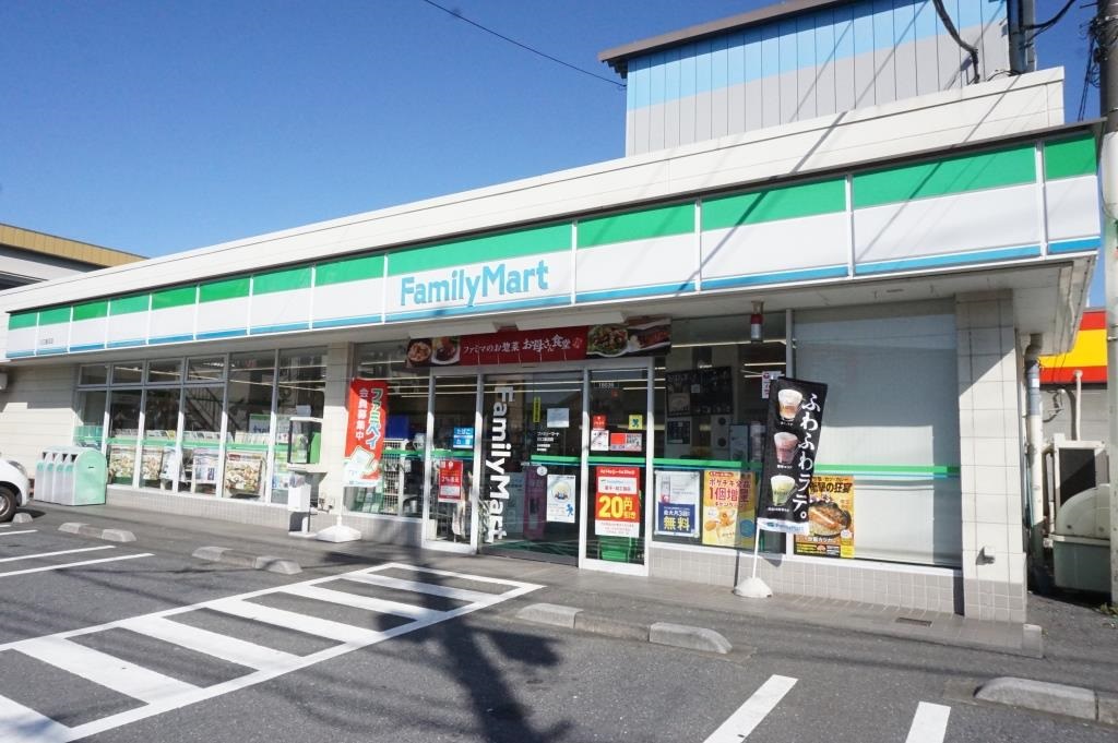 コンビニ　ファミリーマート 川口蓮沼店（コンビニ）まで352m