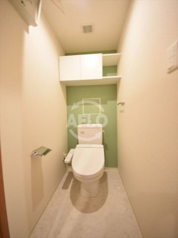 トイレ　ラ　クレシェンテ　温水洗浄便座