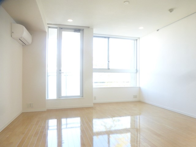 居室・リビング　居室※別部屋参考写真