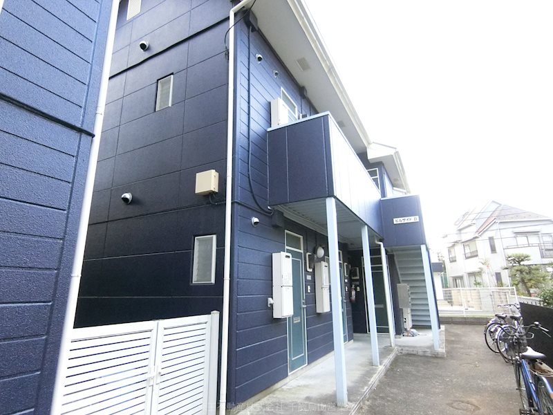 エントランス　A棟・B棟の2棟に分かれています